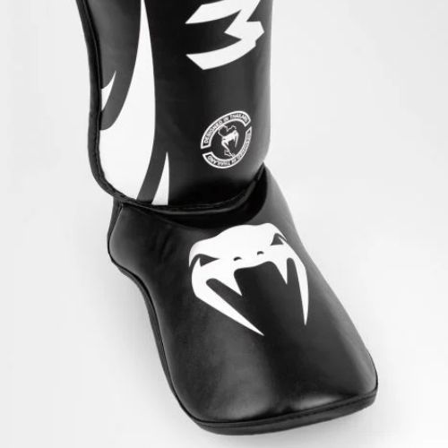 Venum Challenger Standup Shin Guards protezioni tibia nero EU-VENUM-0773