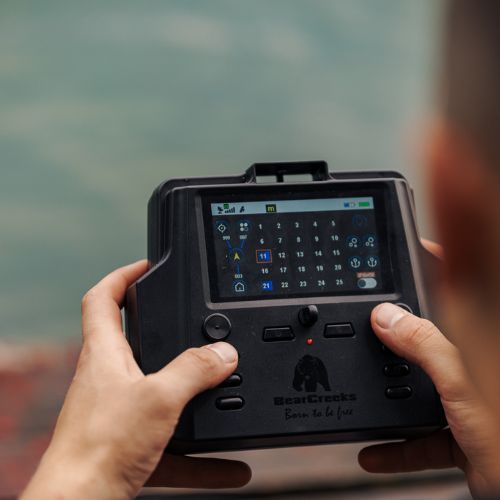 BearCreeks iPilot40 barca da esca con sistema autopilota GPS + ecoscandaglio BC202 camou IPILOT40.CAMOU