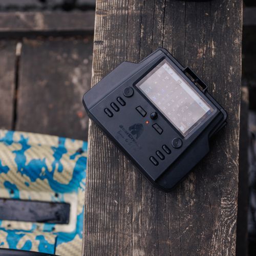 BearCreeks iPilot50 Camo barca da esca con sistema autopilota GPS + ecoscandaglio BC202 camou IPILOT50.CAMOU