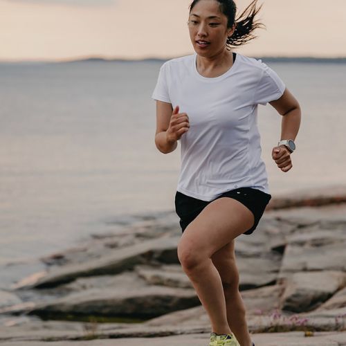 Orologio Suunto 9 Peak Pro oro perlato SS050824000