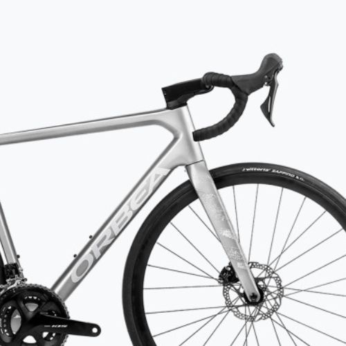 Orbea Orca M30 2023 grigio squalo bici da corsa