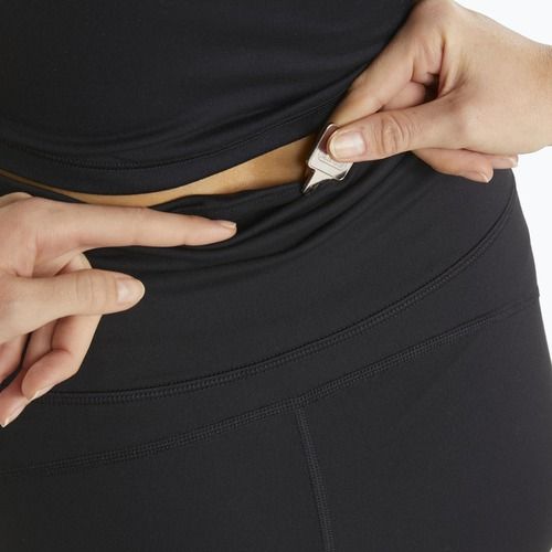 Pantaloncini da allenamento da donna PUMA Studio Foundation Short Tight puma nero