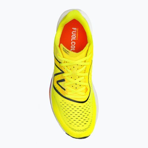 New Balance FuelCell Rebel v3 scarpe da corsa uomo pino cosmico