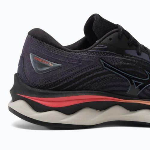 Scarpe da corsa da donna Mizuno Wave Sky 6 nero/argento/corallo caldo