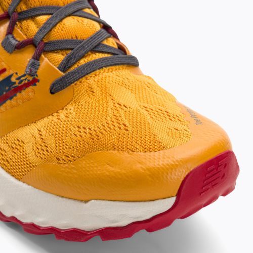 Scarpe da corsa New Balance Fresh Foam Garoé giallo uomo