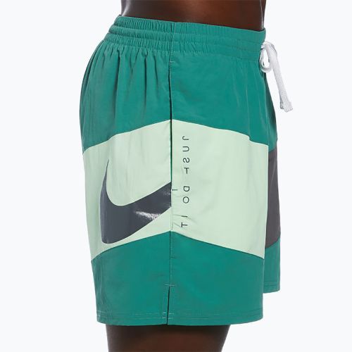 Pantaloncini da bagno bicoastali da uomo Nike Multi Logo Vortex 5" Volley