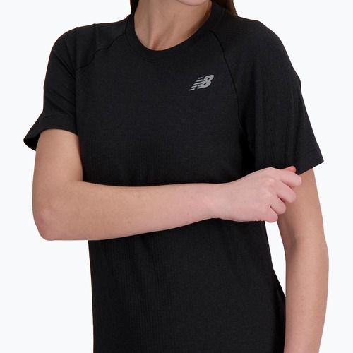 T-shirt nera New Balance senza cuciture da donna