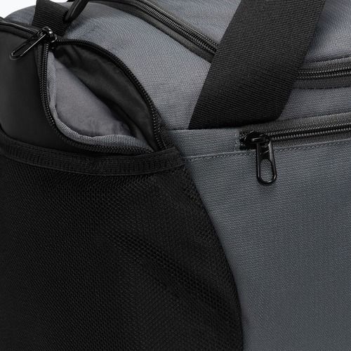 Borsa da allenamento Nike Brasilia 9.5 41 l grigio/bianco