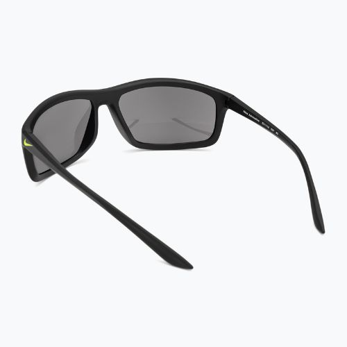 Occhiali da sole da uomo Nike Adrenaline nero/grigio opaco con specchio d'argento