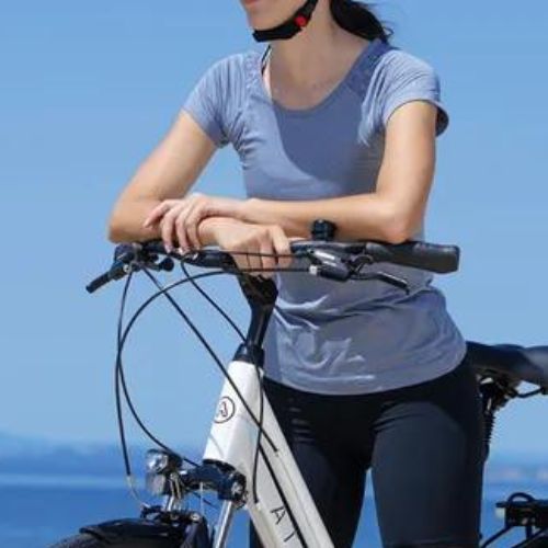 Bicicletta da trekking da donna ATTABO Trekking 17" bianco