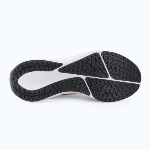 Scarpe da corsa da uomo Nike Vomero 17 bianco/rosso fuoco/platino tinta/nero