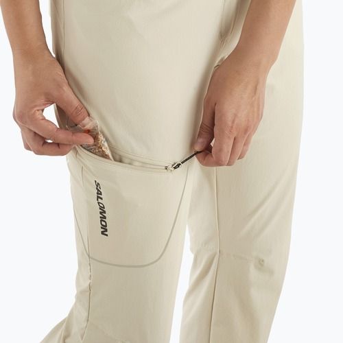 Pantaloni da trekking Salomon Wayfarer da donna per le giornate di pioggia
