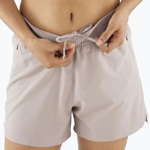 Pantaloncini da corsa Salomon SHAKEout Core 4" donna etherea
