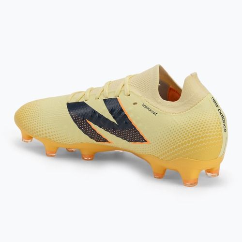 New Balance Tekela Magia Low Laced V4 FG scarpe da calcio beige