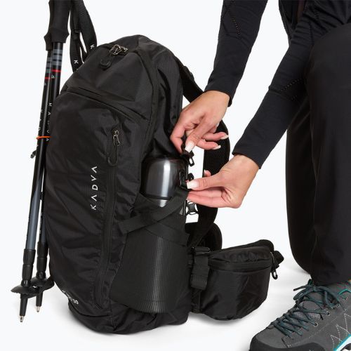 Zaino da trekking KADVA Fleiro 30 l nero