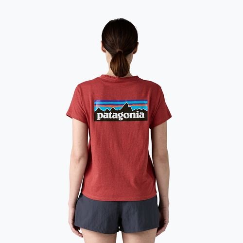 Patagonia P-6 Logo Responsabili-Tee da donna, rosso ceramica