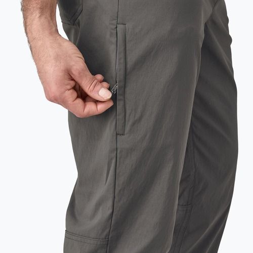 Pantaloni da trekking da uomo Patagonia Quandary Joggers grigio forgia