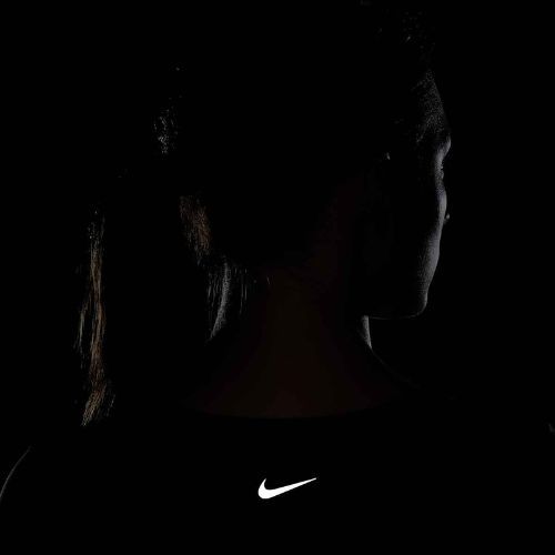 Maglietta da allenamento da donna Nike One Fitted Dri-Fit Cropped Top nero