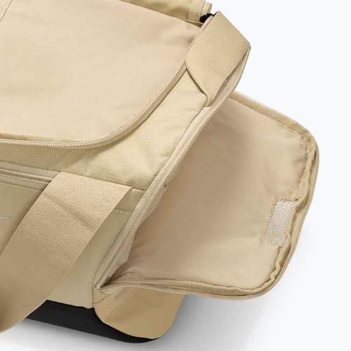 Nike Brasilia 9.5 Duffle 25 l deserto cachi/nero/vela borsa da palestra
