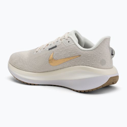 Scarpe running donna Nike Vomero 17 phantom/light bone/sail/metallic gold