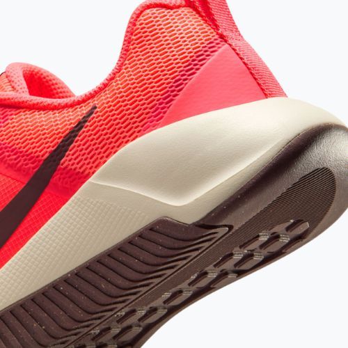 Scarpe da allenamento donna Nike MC Trainer 3 hot lava/soft pearl/tattoo