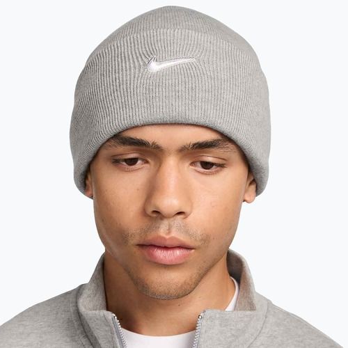 Berretto invernale Nike Peak Swoosh Beanie dark grey heather/white