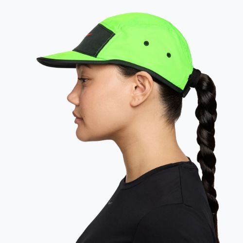 Cappellino con visiera Nike Dri-Fit Fly electric green/black spruce/hot lava