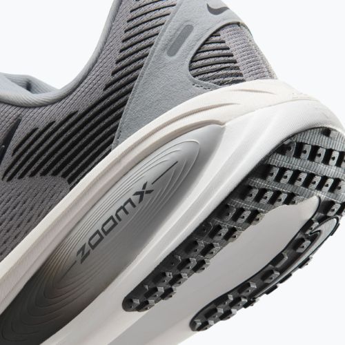 Scarpe da running uomo Nike Vomero 18 wolf grey/pure platinum/anthracite
