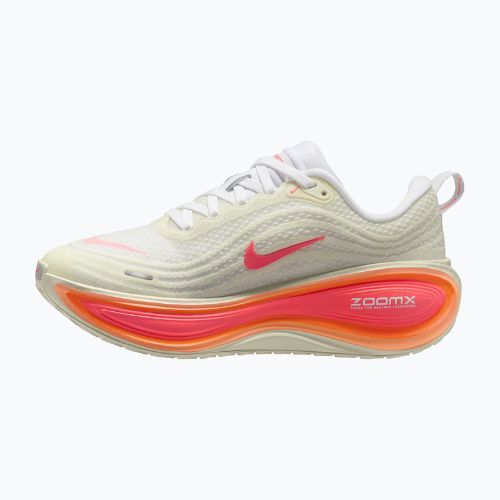 Buty do biegania damskie Nike Vomero Plus sail/white/orange pulse/hot lava
