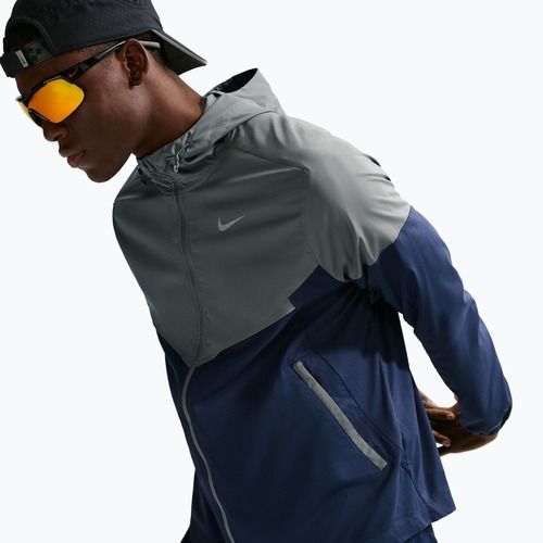 Giacca da running uomo Nike Impossibly Light Windrunner smoke grey/smoke grey/midnight navy