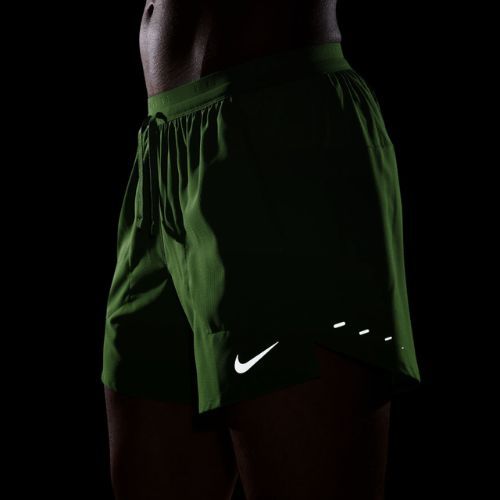 Pantaloni corti da uomo Nike Stride Dri-Fit foderati 5"
