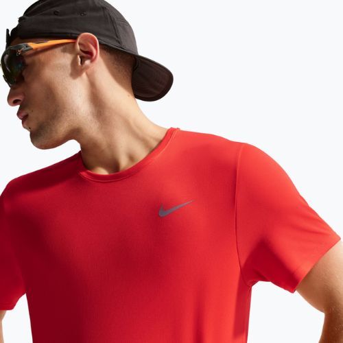 Maglia da corsa uomo Nike Miler Dri-Fit UV light crimson