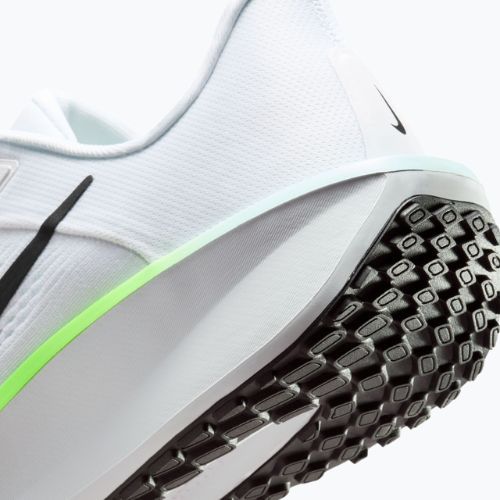 Scarpe da running uomo Nike Quest 6 white/green strike/glacier blue/black