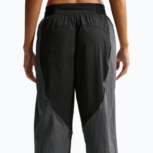 Pantaloni da running da donna Nike Swift UV Repel Mid-Rise black/iron grey