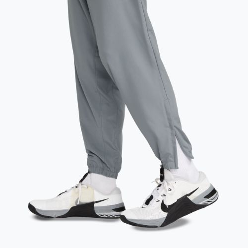 Pantaloni uomo Nike Dri-Fit Form Tapered smoke grey/black