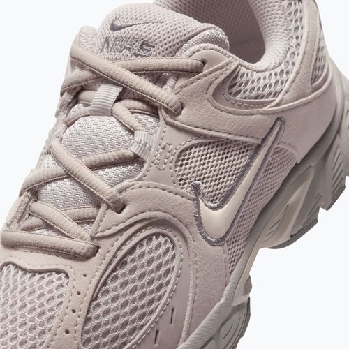 Scarpe Nike V5 Runner Suede moon particle/light orewood brown