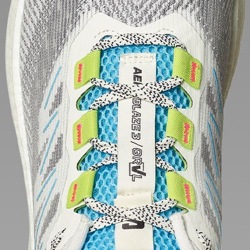 Scarpe da running da uomo Salomon Aero Blaze 3 GRVL vanilla ice/ojos del salar/black