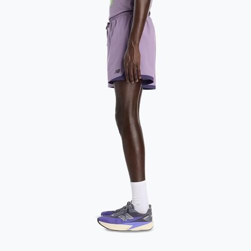 Pantaloncini da running da uomo New Balance Run Essentials 5" candied violet