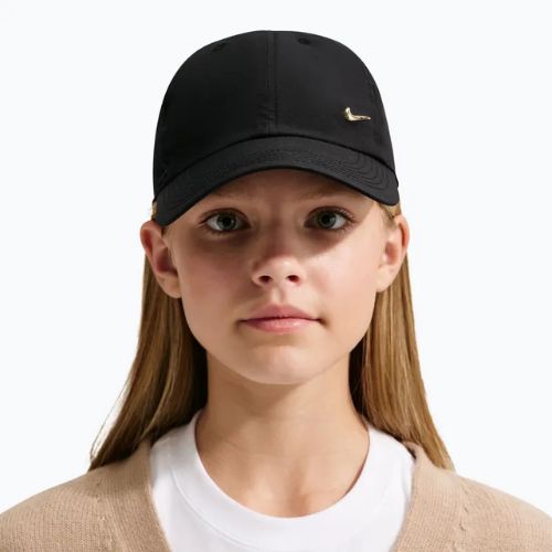 Cappellino con visiera per bambini Nike Dri-FIT Club black/flt gold