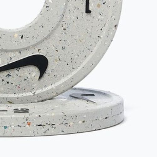 Carico Nike Strength Grind Change Plates 2 x 1 kg wolf grey