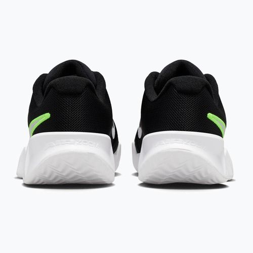 Scarpe da tennis da donna Nike GP Challenge Pro black/anthracite/volt/white