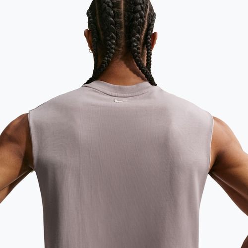 Maglietta da allenamento da uomo Nike Athletic Club Dri-Fit light violet ore/light violet ore