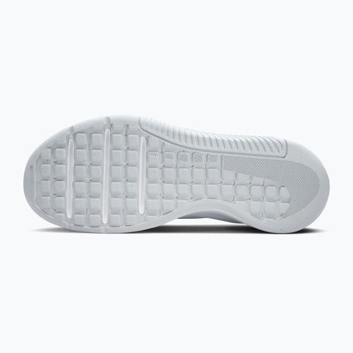 Scarpe da allenamento da donna Nike MC Trainer 3 white/photon dust/metallic platinum