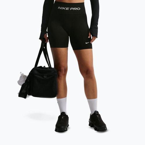 Pantaloncini da allenamento da donna Nike Pro Seamless High Waisted Biker 5" black/white