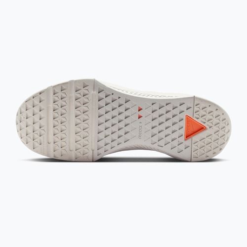 Scarpe da allenamento da donna Nike Metcon 10 sail/phantom/ice peach/orange pulse