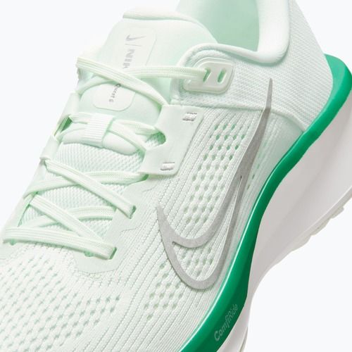Scarpe da running da donna Nike Quest 6 barely green/white/metallic silver