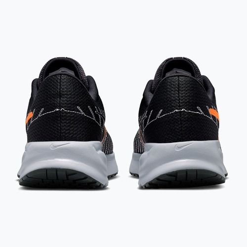 Scarpe da running da uomo Nike Run Defy black/wolf grey/total orange