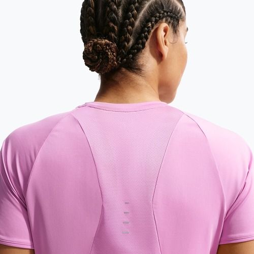 Maglietta da corsa da donna Nike Swift Dri-Fit light magenta