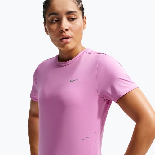 Maglietta da corsa da donna Nike Swift Dri-Fit light magenta