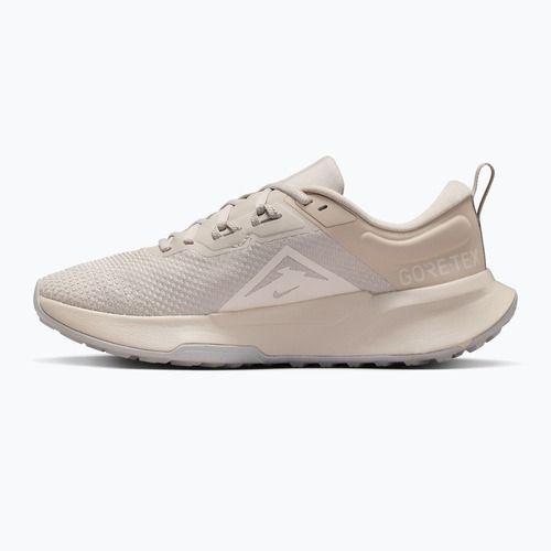 Scarpe da running da donna Nike Juniper Trail 2 GORE-TEX cream Ii/light orewood brown